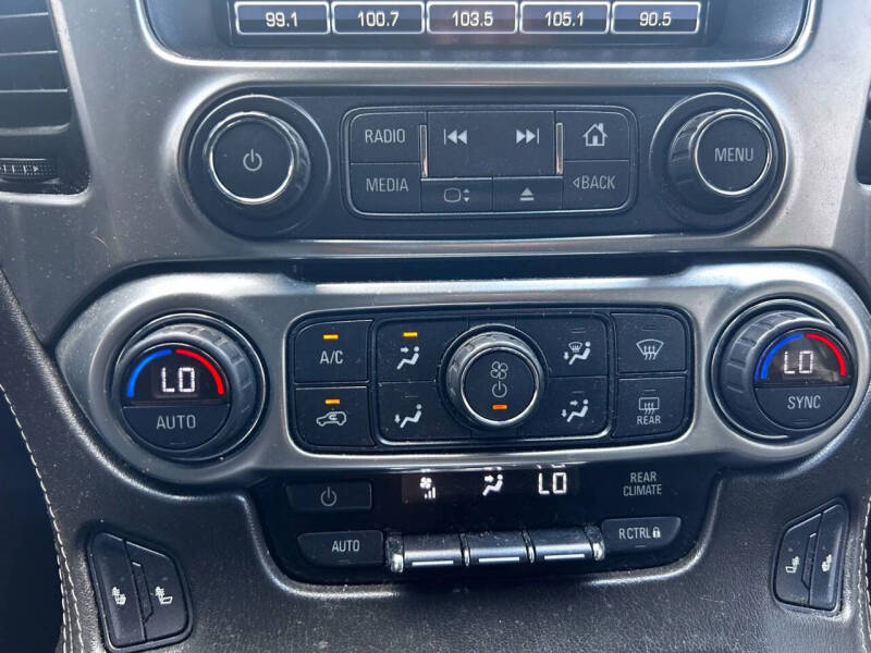 2019 Chevrolet Suburban LT