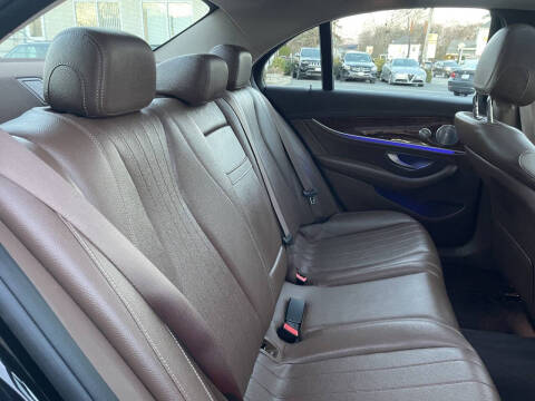 2017 Mercedes-Benz E-Class E 300 4MATIC