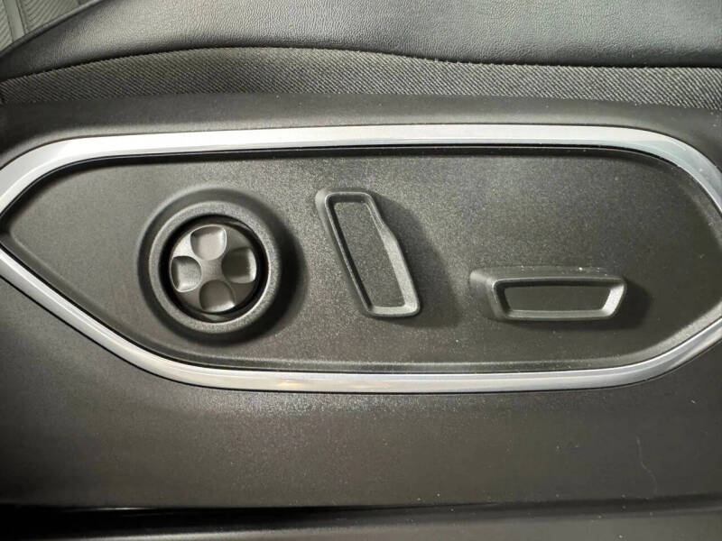 2025 Jeep Wagoneer Carbide