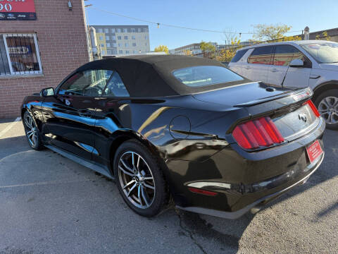 2017 Ford Mustang EcoBoost Premium