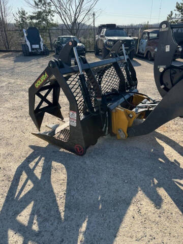 2023 John Deere 324P