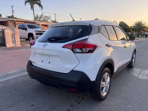 2018 Nissan Kicks S