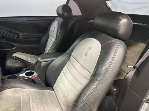 2001 Ford Mustang SVT Cobra