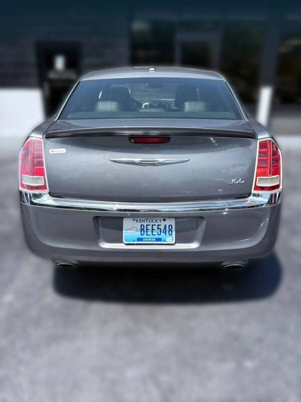 2012 Chrysler 300 Limited