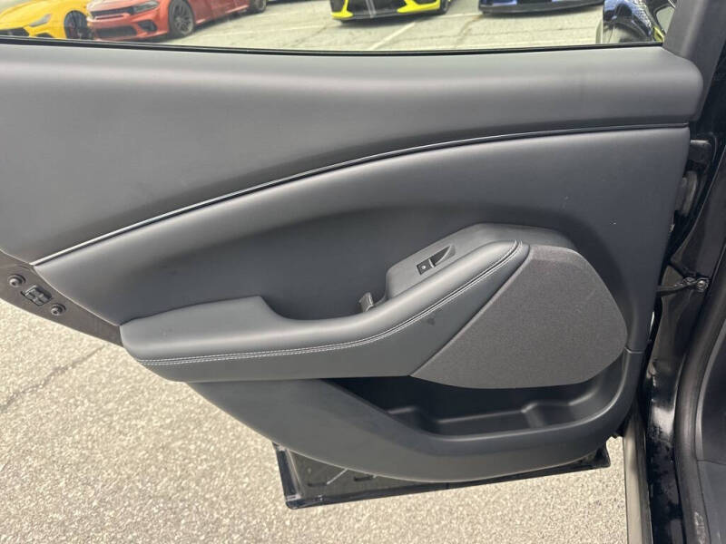 2021 Ford Mustang Mach-E Select