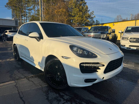 2013 Porsche Cayenne for sale at North Georgia Auto Brokers in Snellville GA