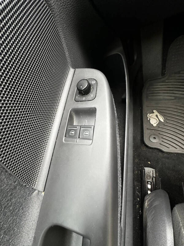 2009 Volkswagen Rabbit S PZEV