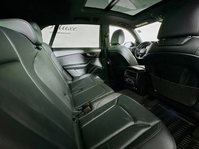 2023 Audi Q8 quattro Premium Plus 55 TFSI