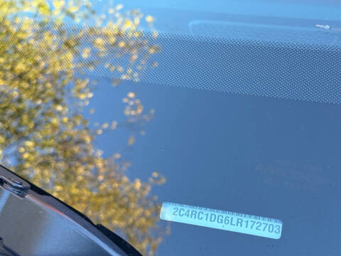 2020 Chrysler Voyager LXi