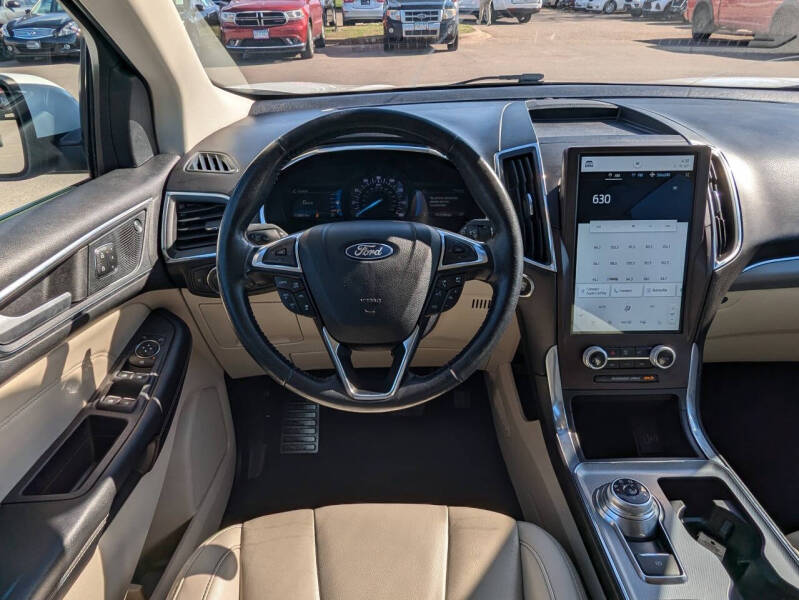 2021 Ford Edge Titanium