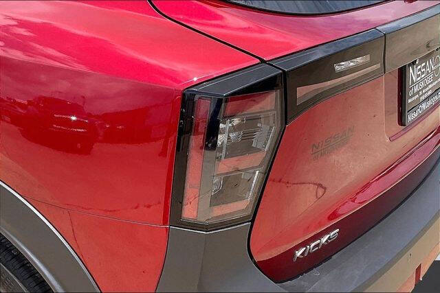 2025 Nissan Kicks SV