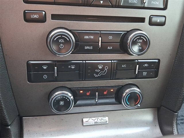 2010 Ford Mustang V6