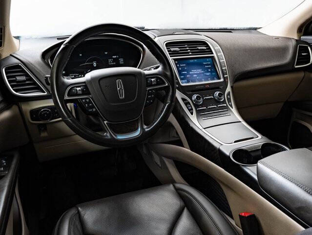 2020 Lincoln Nautilus Reserve