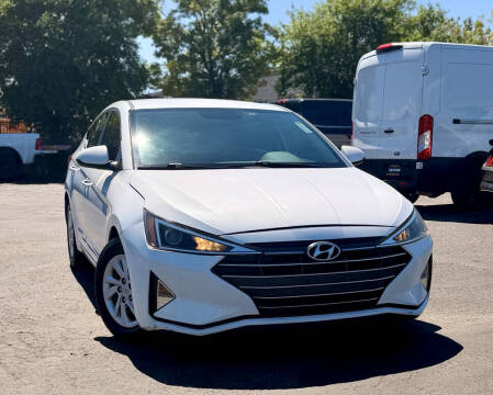 2019 Hyundai Elantra SE