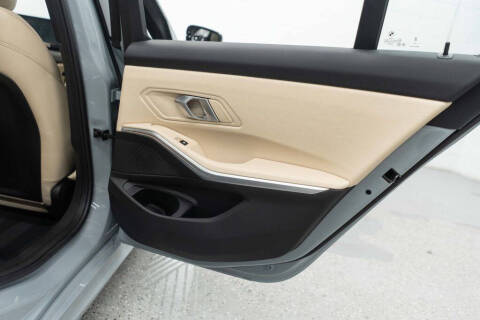 2025 BMW 3 Series 330i xDrive