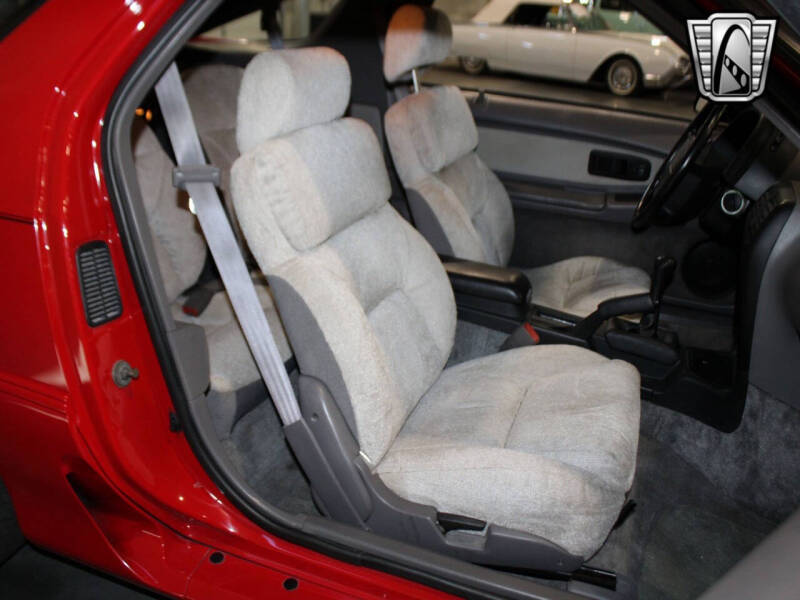 1993 Dodge Daytona ES