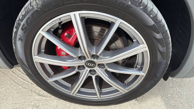 2021 Audi SQ5 3.0T quattro Premium Plus