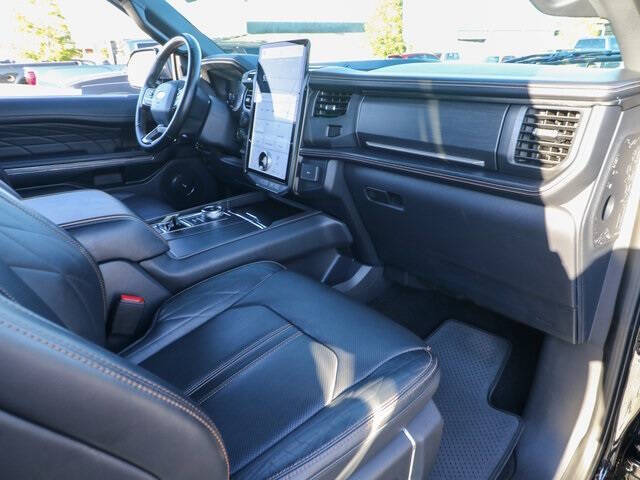 2023 Ford Expedition Platinum