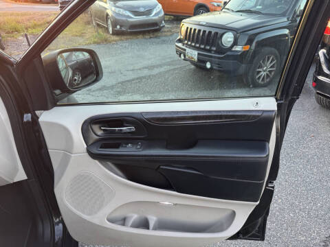 2016 Dodge Grand Caravan SE