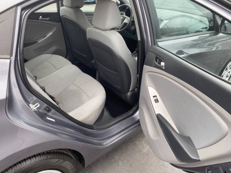 2015 Hyundai Accent GLS