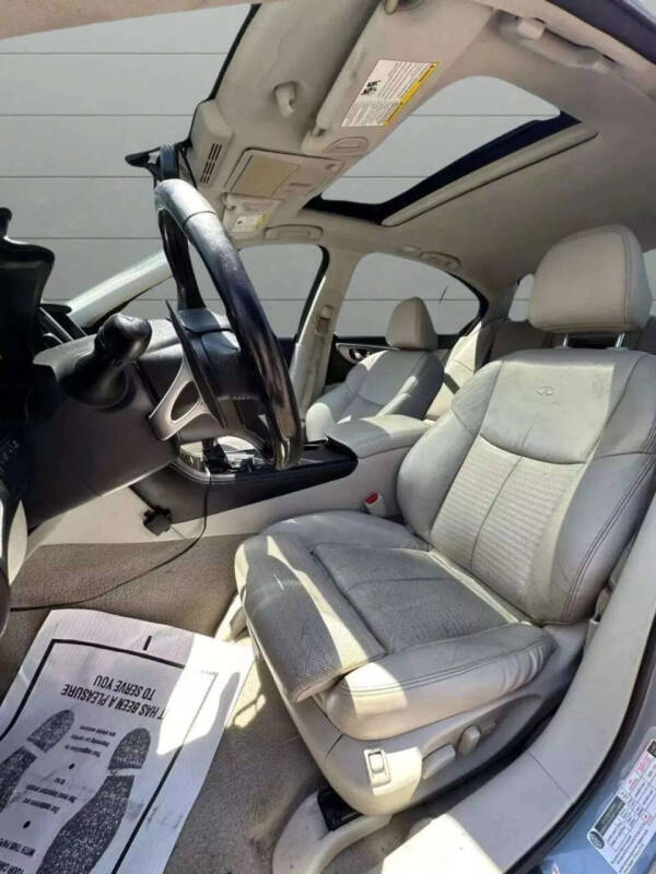 2014 Infiniti Q50 Premium