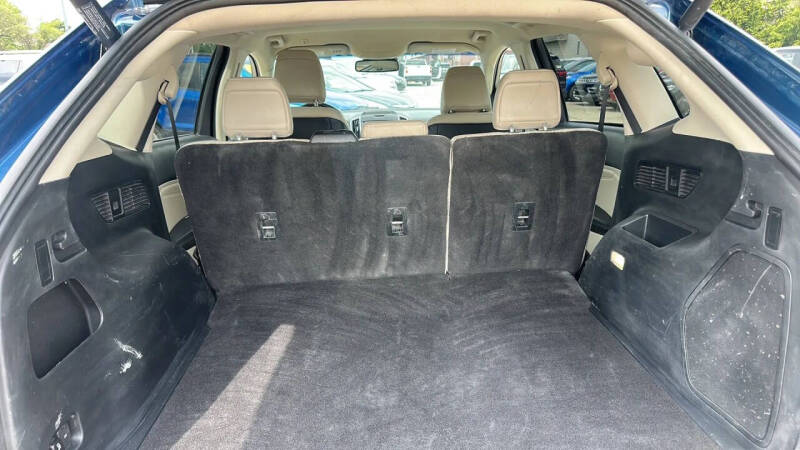 2020 Ford Edge Titanium