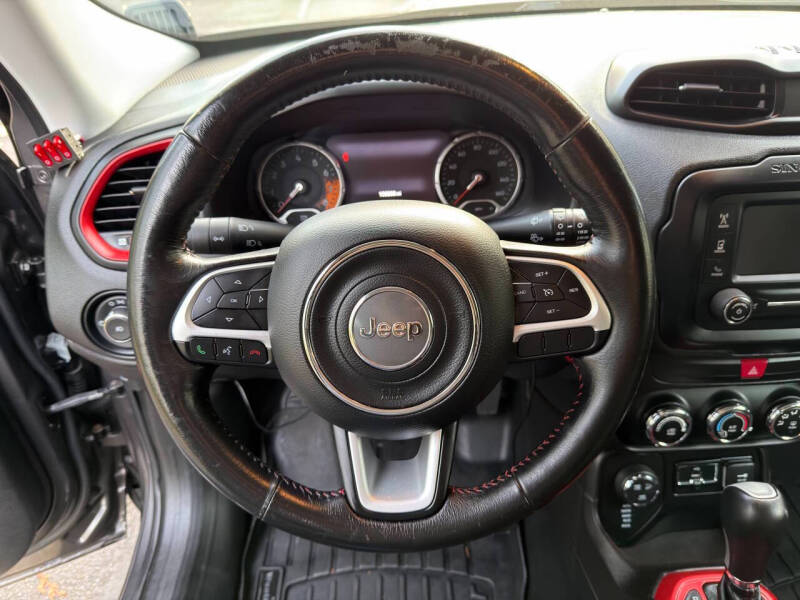 2017 Jeep Renegade Trailhawk