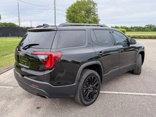2022 GMC Acadia SLT