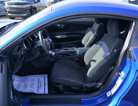 2017 Ford Mustang V6