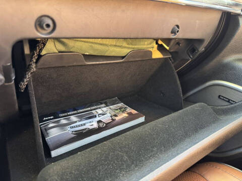 2019 Jeep Grand Cherokee Summit