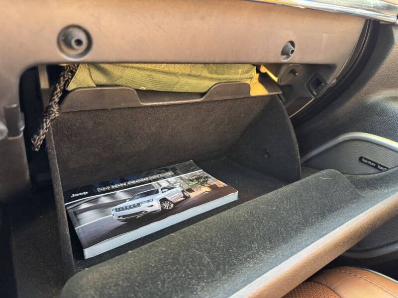 2019 Jeep Grand Cherokee Summit