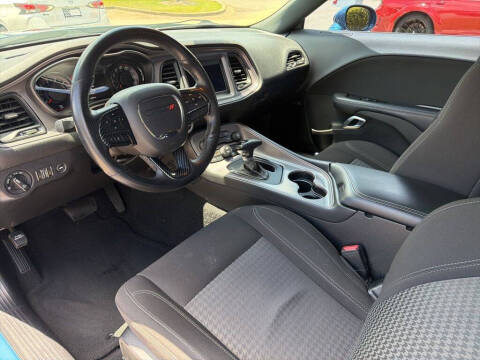 2023 Dodge Challenger SXT
