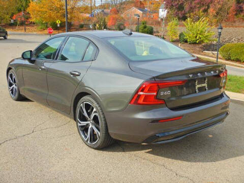 2025 Volvo S60 B5 Core