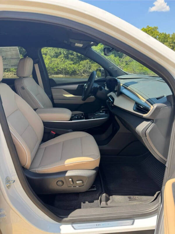 2025 Buick Enclave Preferred