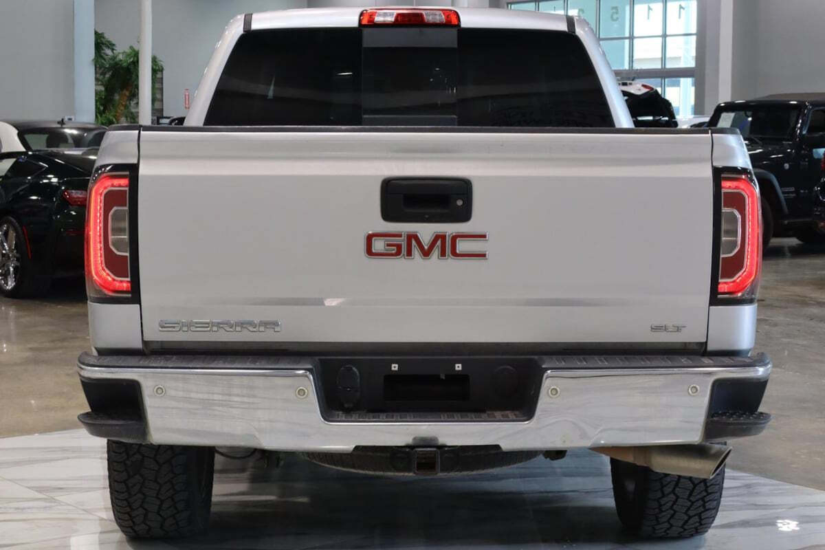 2018 GMC Sierra 1500 for sale at IMD MOTORS, INC in Dallas, TX