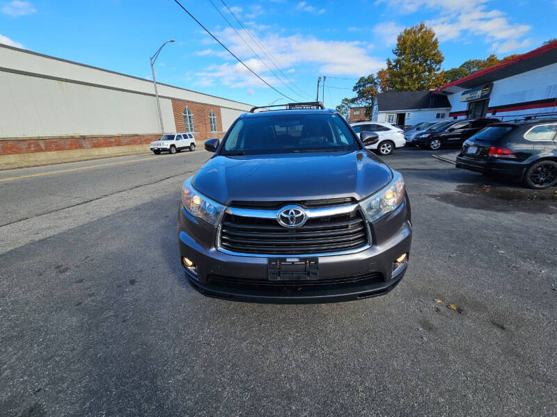 2014 Toyota Highlander Limited's photo