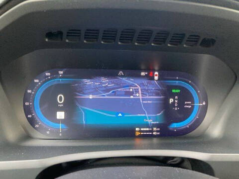 2025 Volvo XC90 T8 Plus Bright Theme 7P