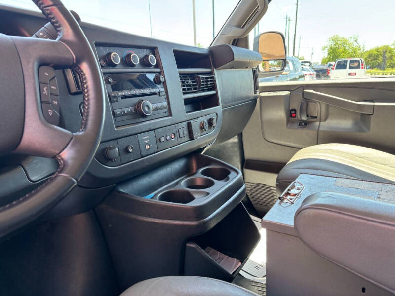 2020 Chevrolet Express 3500