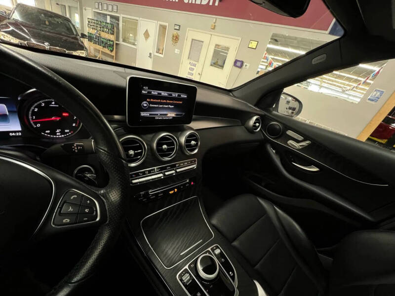 2017 Mercedes-Benz GLC GLC 300