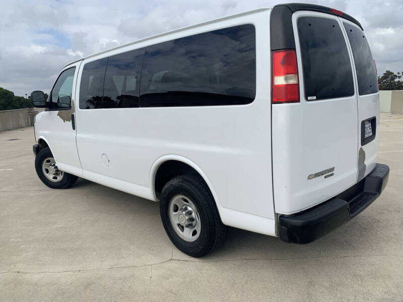 2012 Chevrolet Express LS 2500