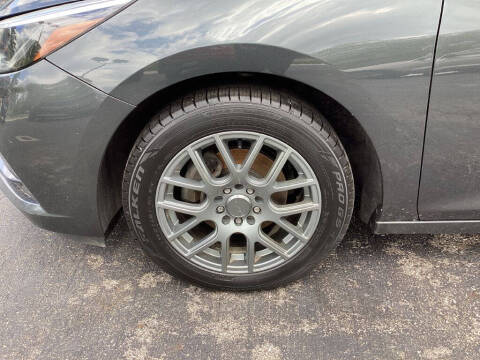2018 Chevrolet Cruze LT Auto