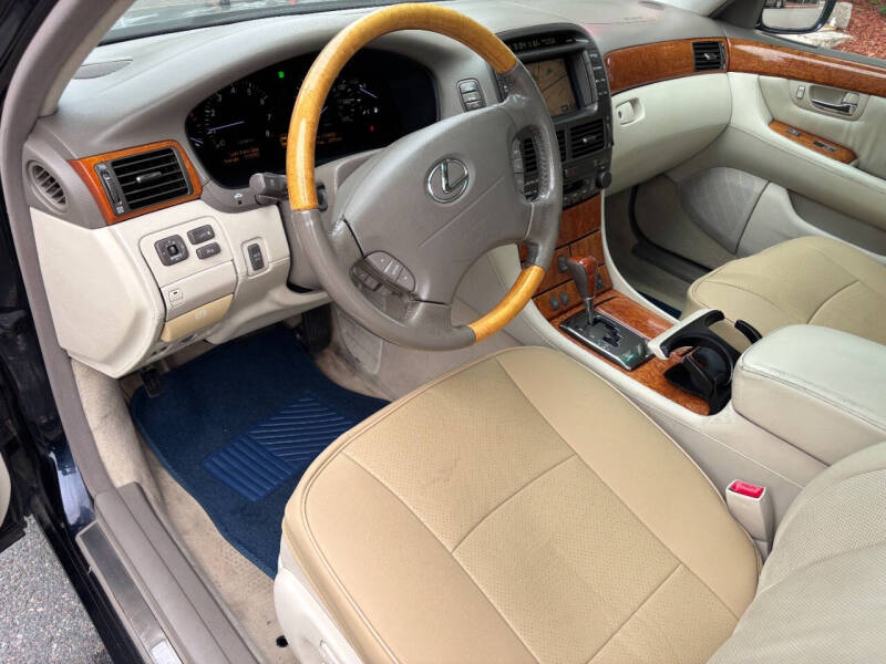 2004 Lexus LS 430