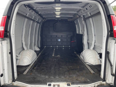 2019 Chevrolet Express 2500