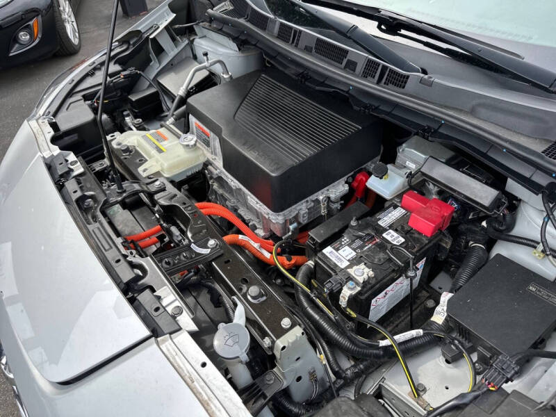 2021 Nissan LEAF S