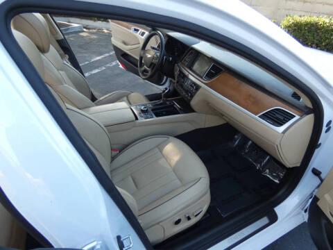 2015 Hyundai Genesis