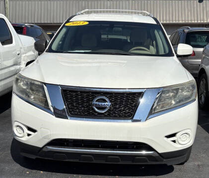 2013 Nissan Pathfinder SV