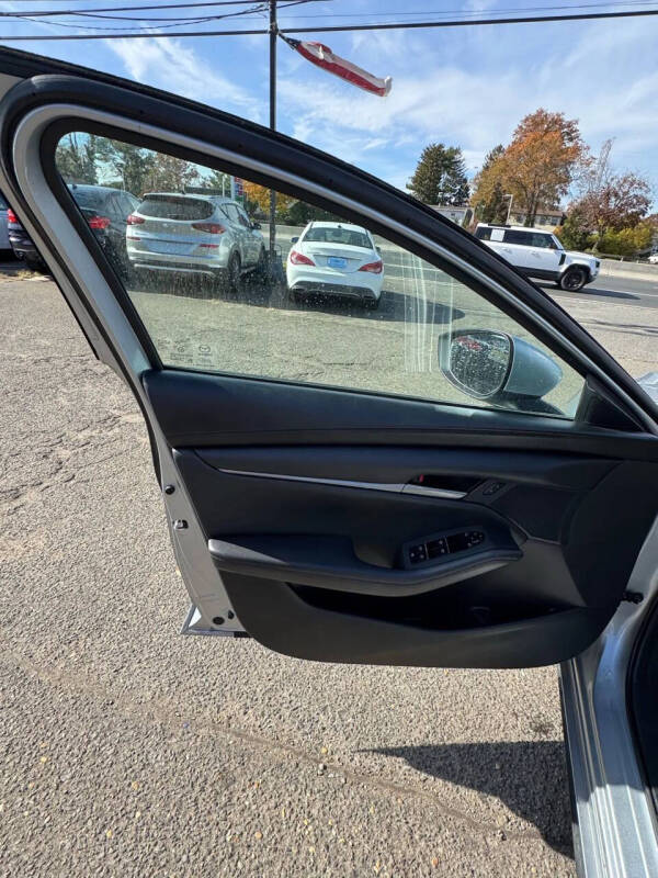 2020 Mazda Mazda3 Sedan Select