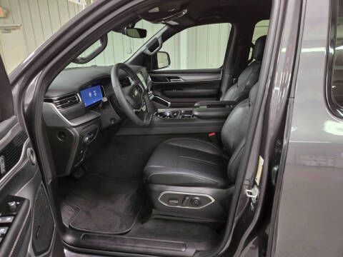 2025 Jeep Wagoneer L