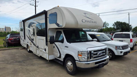 2017 Thor Motor Coach CHATEAU 31E