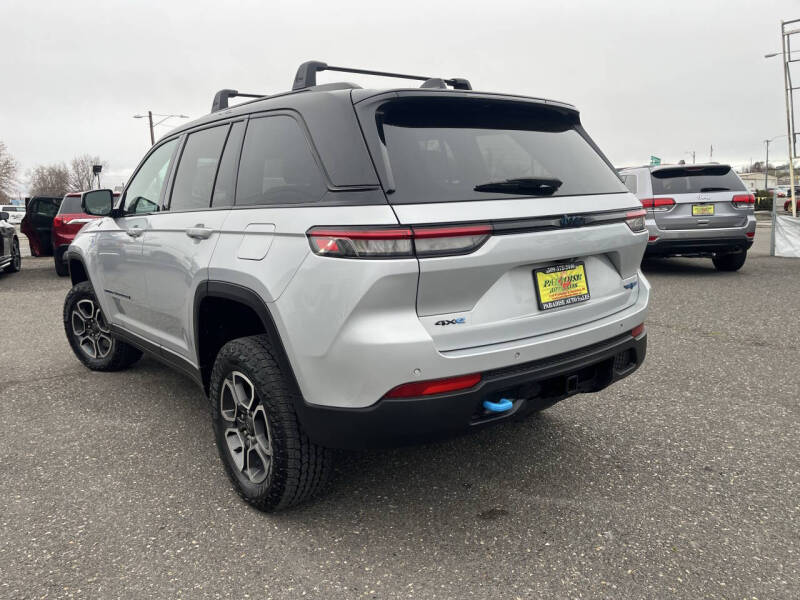 2022 Jeep Grand Cherokee Trailhawk 4xe